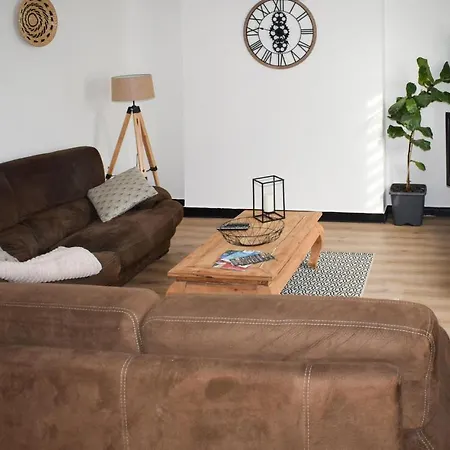 Amazing In With Wifi And 2 Bedrooms شقة
